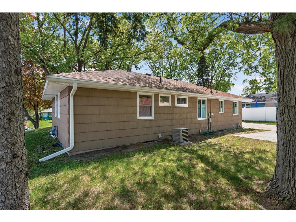 9032 Morgan Avenue S Bloomington MN 55431 7075161 image32
