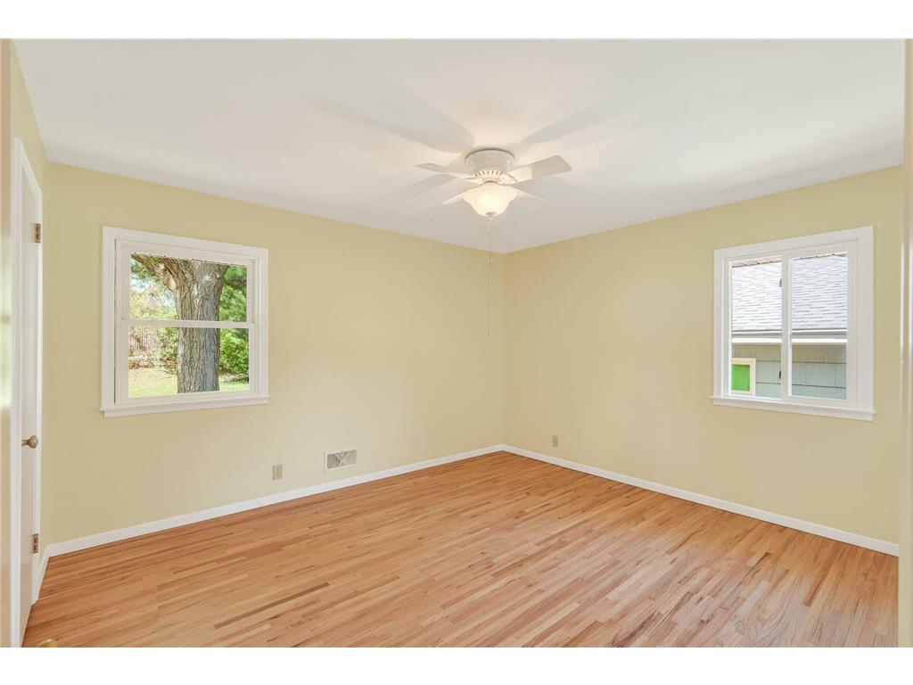 9032 Morgan Avenue S Bloomington MN 55431 7075161 image4