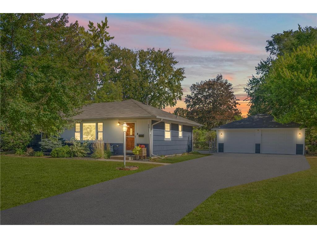 9037 13th Avenue S Bloomington MN 55425 6604550 image1