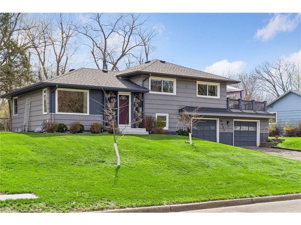 9037 Emerson Avenue S Bloomington MN 55420 7051386 image1