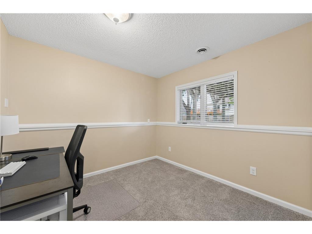 9039 Vickors Crossing Brooklyn Park MN 55443 7083091 image30