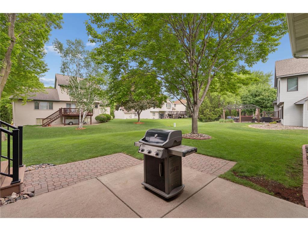 9039 Vickors Crossing Brooklyn Park MN 55443 7083091 image34
