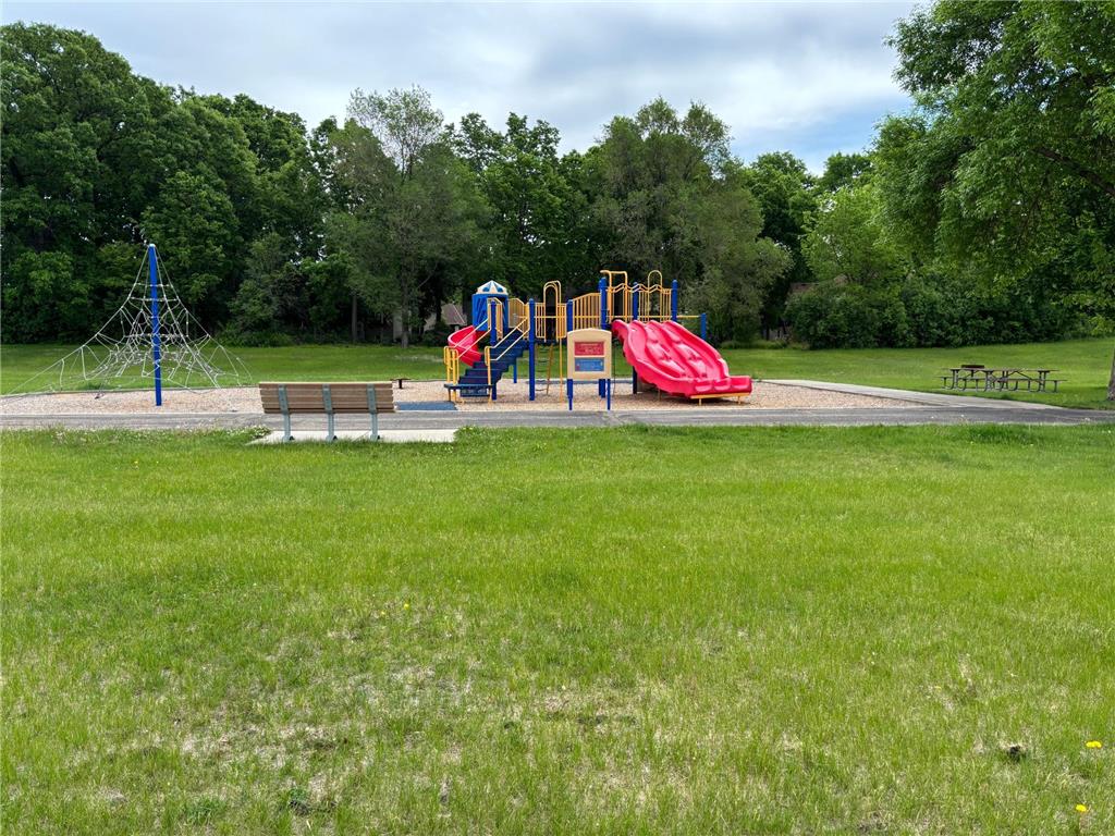 9039 Vickors Crossing Brooklyn Park MN 55443 7083091 image39