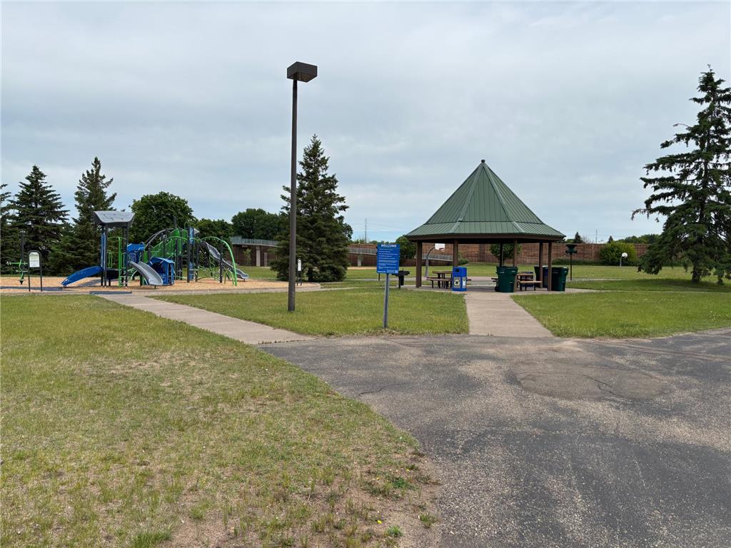 9039 Vickors Crossing Brooklyn Park MN 55443 7083091 image40
