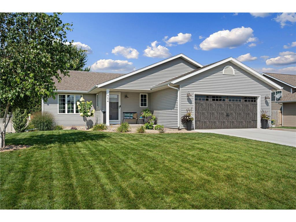 904 10th Street SE Waseca MN 56093 6772197 image1