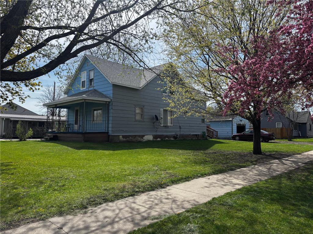 904 4th Street SE Pipestone MN 56164 7067292 image1