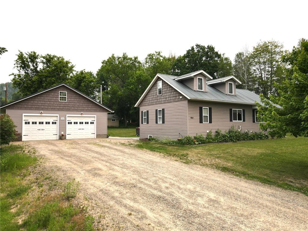 904 9th Avenue Calumet MN 55716 6387218 image1