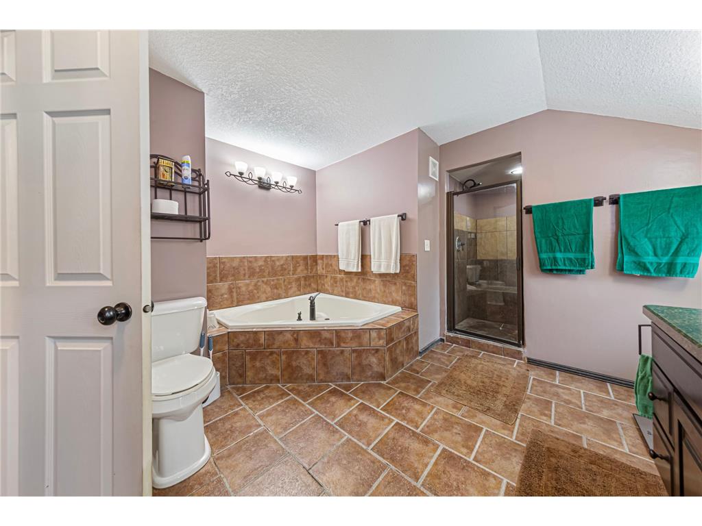904 Central Avenue N Faribault MN 55021 7101292 image23