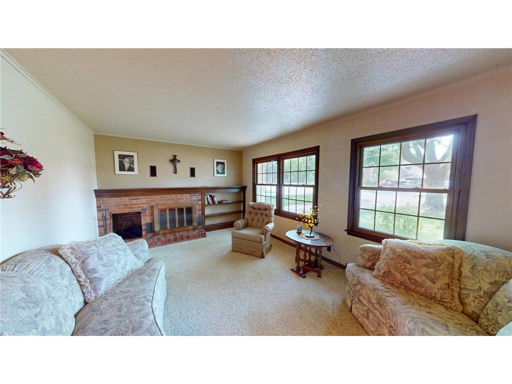 904 Clausen Avenue Albert Lea MN 56007 7083187 image2