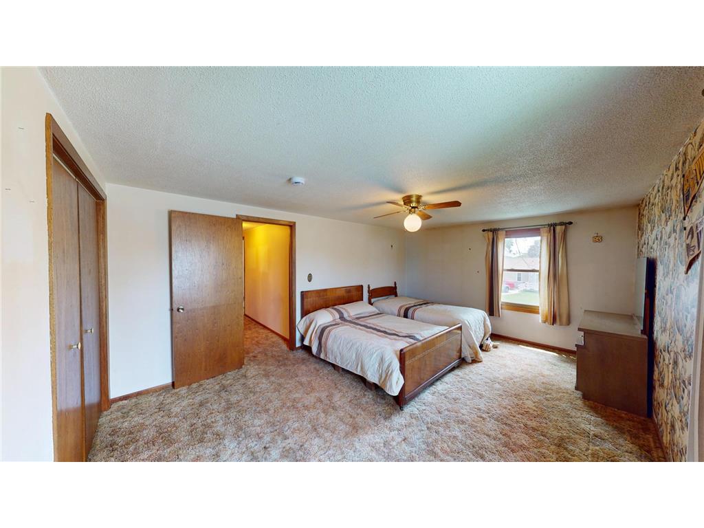 904 Clausen Avenue Albert Lea MN 56007 7083187 image22