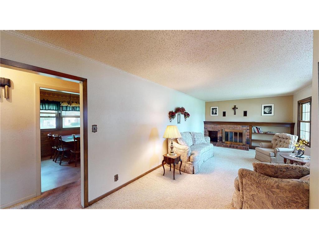 904 Clausen Avenue Albert Lea MN 56007 7083187 image3