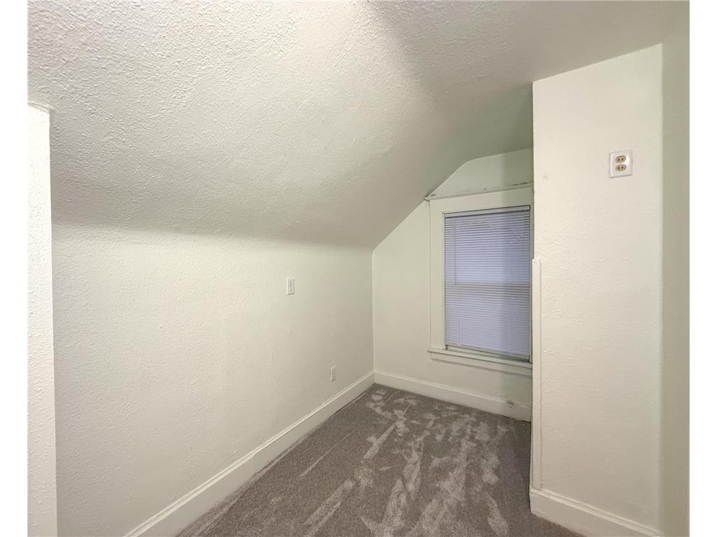 904 Jessamine Avenue E Saint Paul MN 55106 7086478 image20