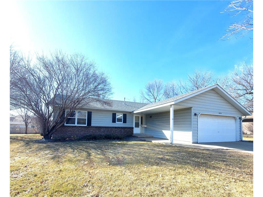 904 Olena Avenue Willmar MN 56201 6503477 image1