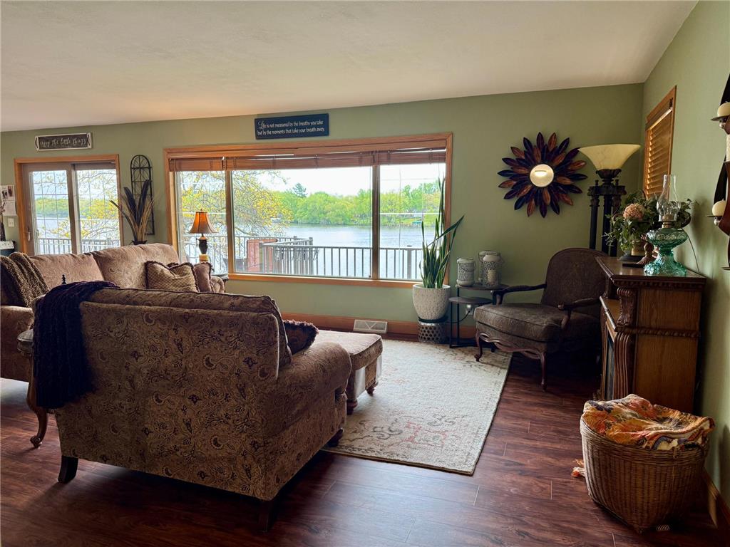 904 Riverside Avenue N Sartell MN 56377 - Mississippi 7079911 image11