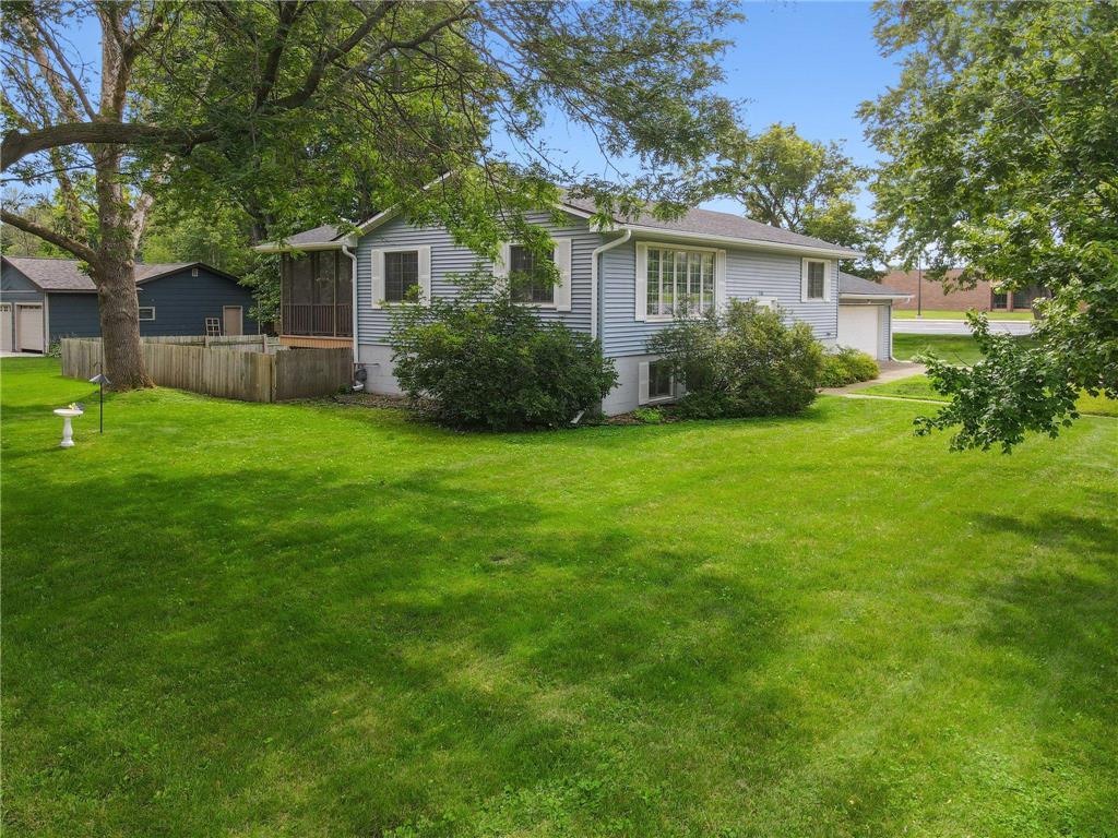 904 W Cedar Street River Falls WI 54022 6570296 image1