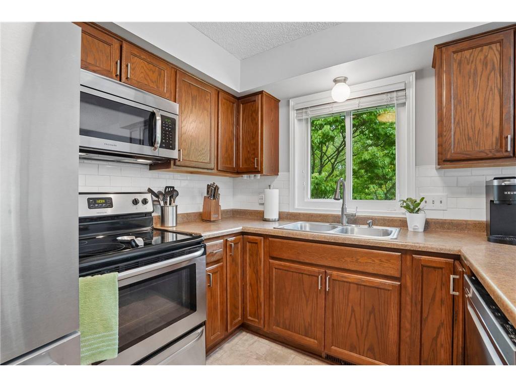 9040 Magnolia Lane N Maple Grove MN 55369 7080565 image16