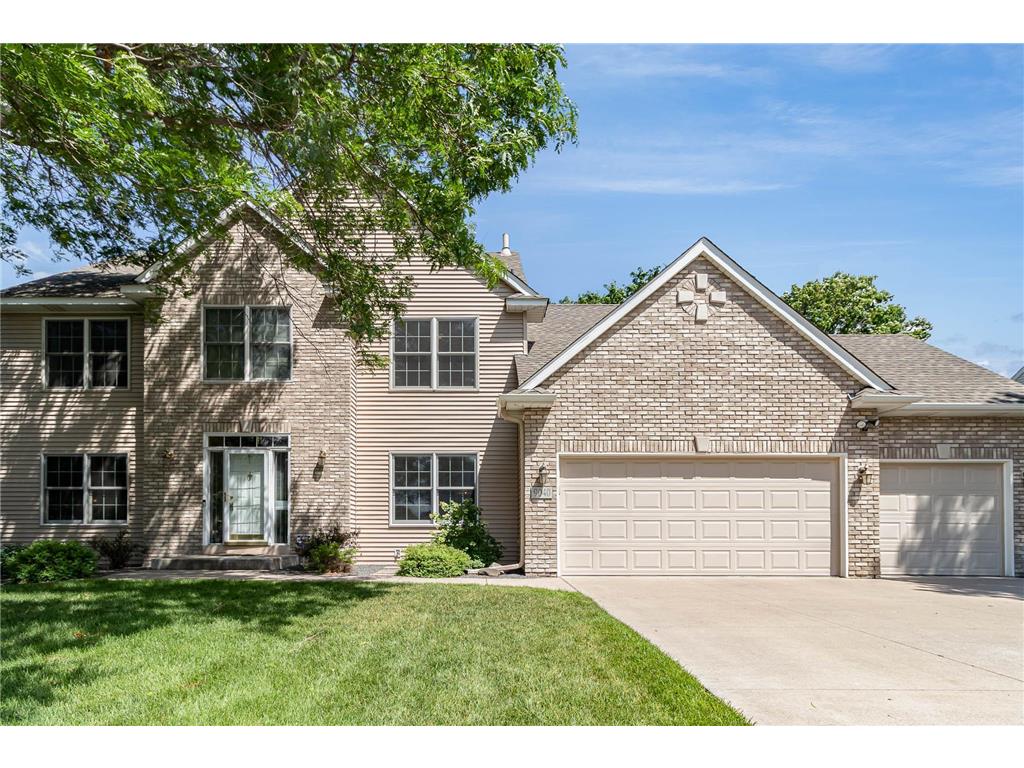 9040 Telford Crossing, Brooklyn Park, MN 55443 MLS 6233580 Edina