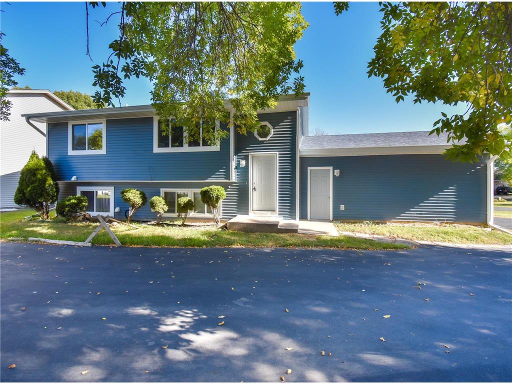 9041 Vinewood Lane N Maple Grove MN 55369 6607550 image1