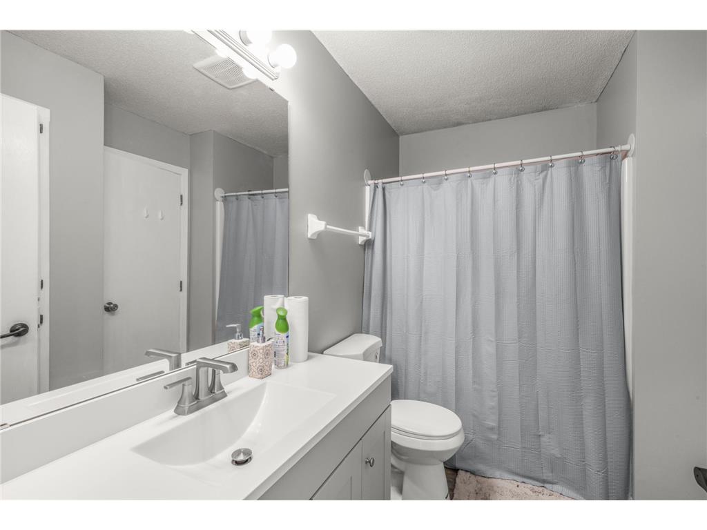 9043 Waconia Street NE Blaine MN 55449 7062596 image15