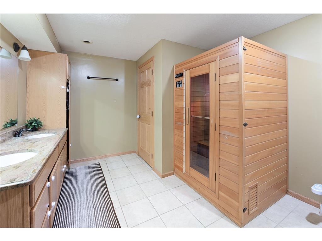9046 Edinburgh Lane Woodbury MN 55125 7015299 image10
