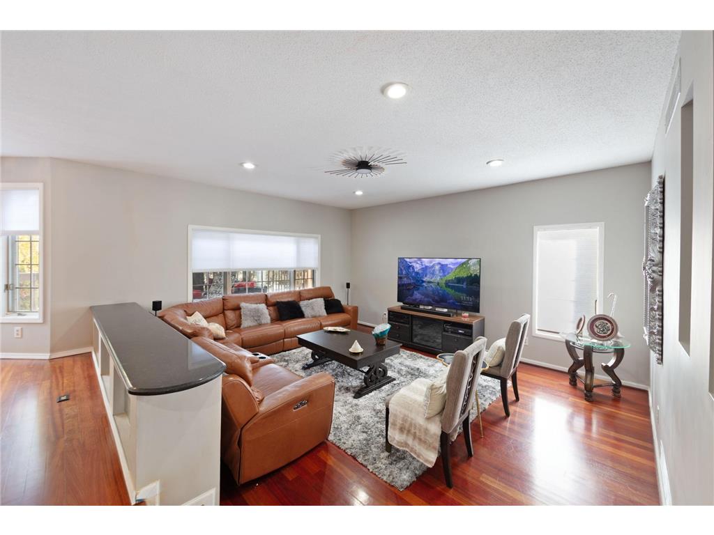 9046 Edinburgh Lane Woodbury MN 55125 7015299 image8