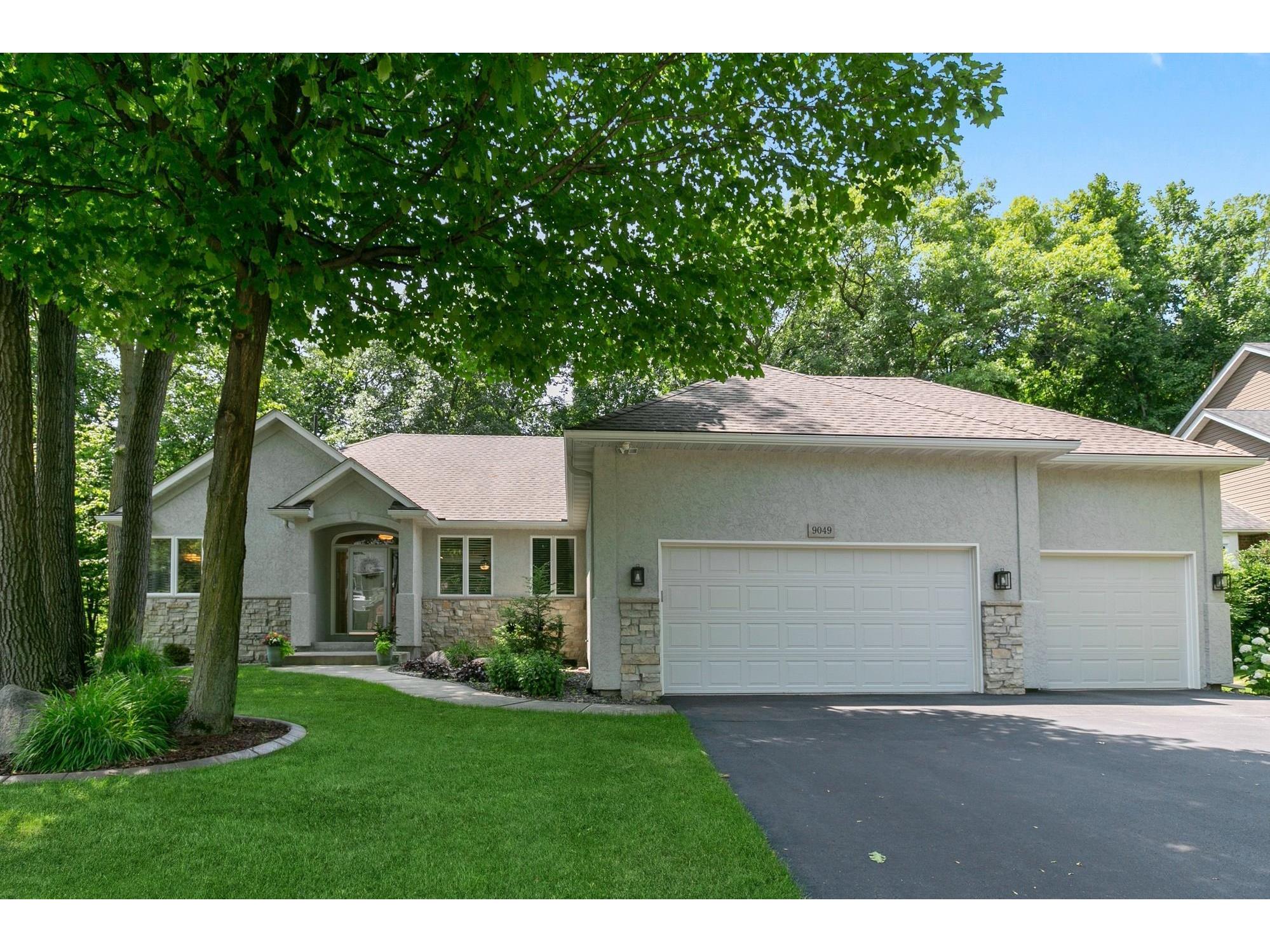 9049 Woodhill Drive, Savage, MN 55378 MLS 6024621 Edina Realty