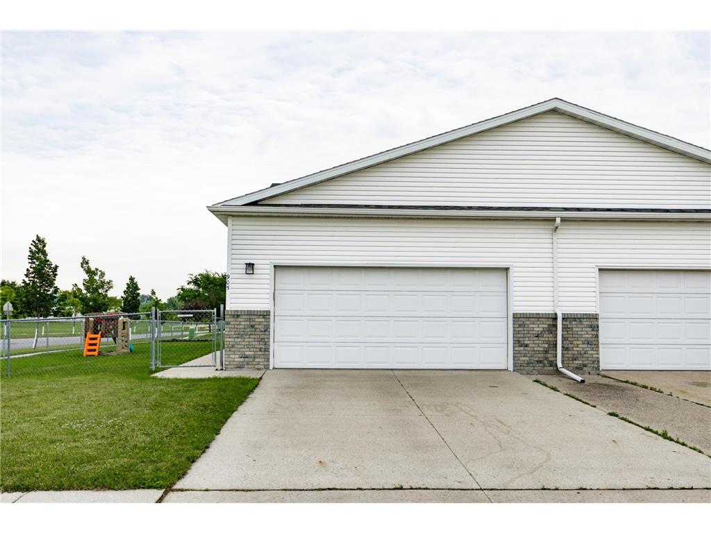 905 11th Street W West Fargo ND 58078 7099009 image2