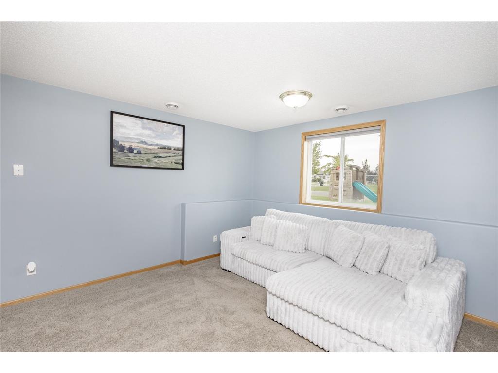 905 11th Street W West Fargo ND 58078 7099009 image20