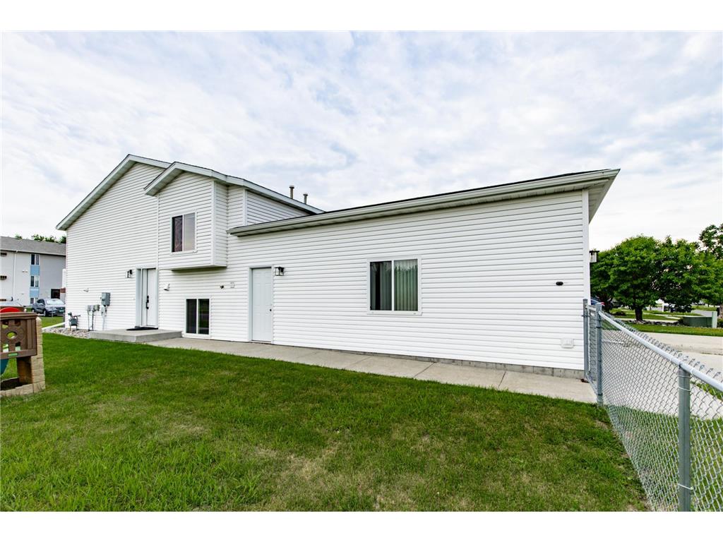 905 11th Street W West Fargo ND 58078 7099009 image3