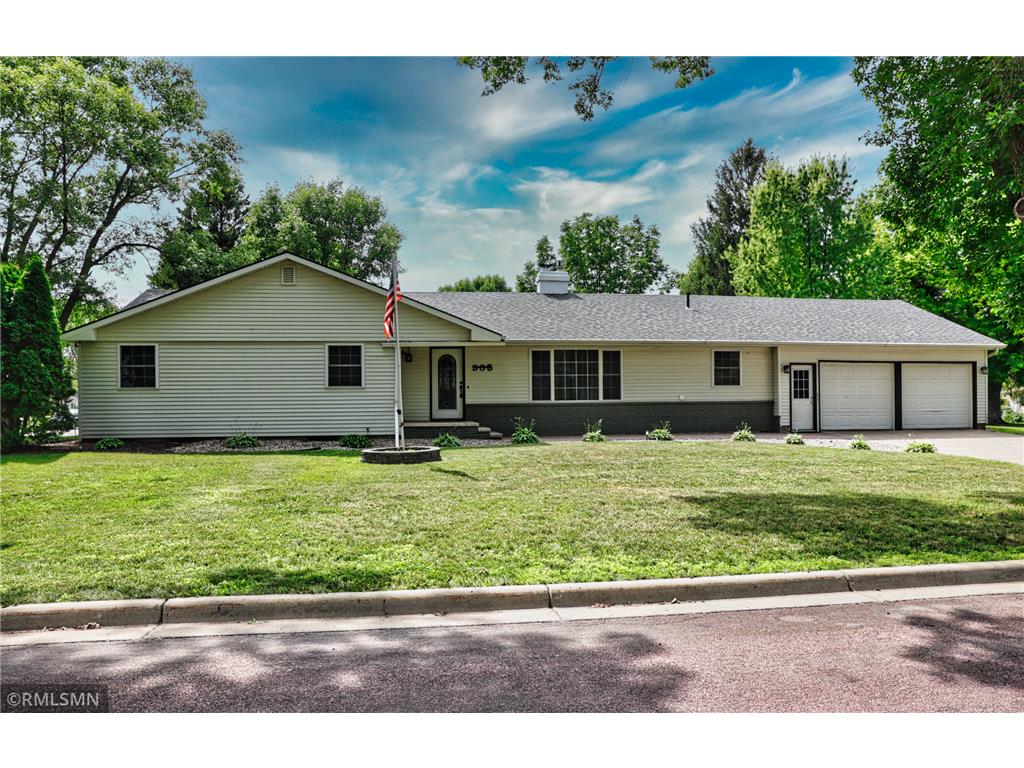 905 2nd Street SE Fairfax MN 55332 6393590 image1