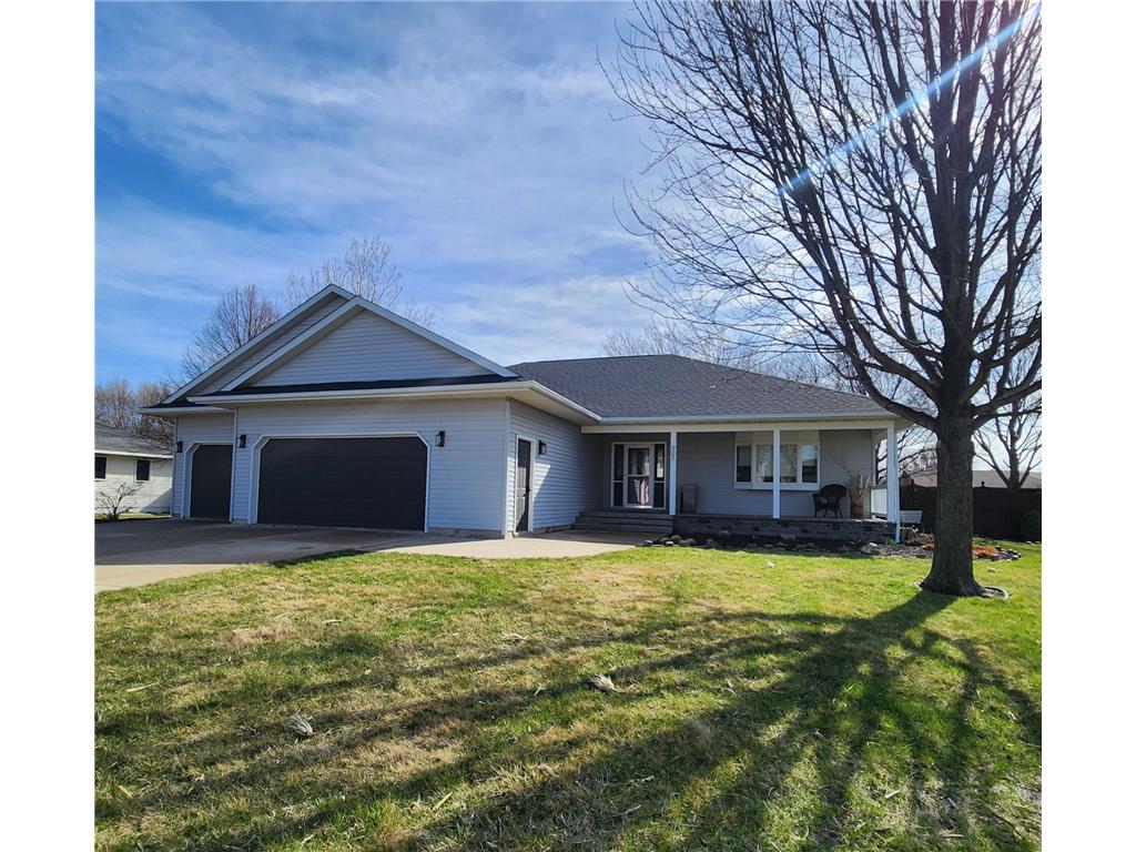 905 4th Avenue SE Pipestone MN 56164 7054051 image1