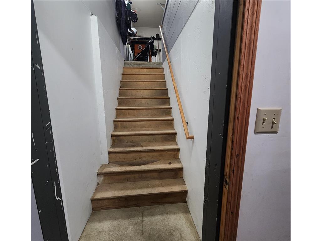 905 4th Avenue SE Pipestone MN 56164 7054051 image46
