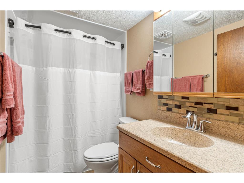 905 9th Avenue NW Waseca MN 56093 7064086 image22