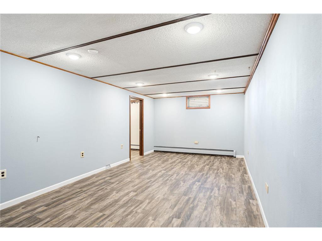 905 9th Avenue NW Waseca MN 56093 7064086 image24