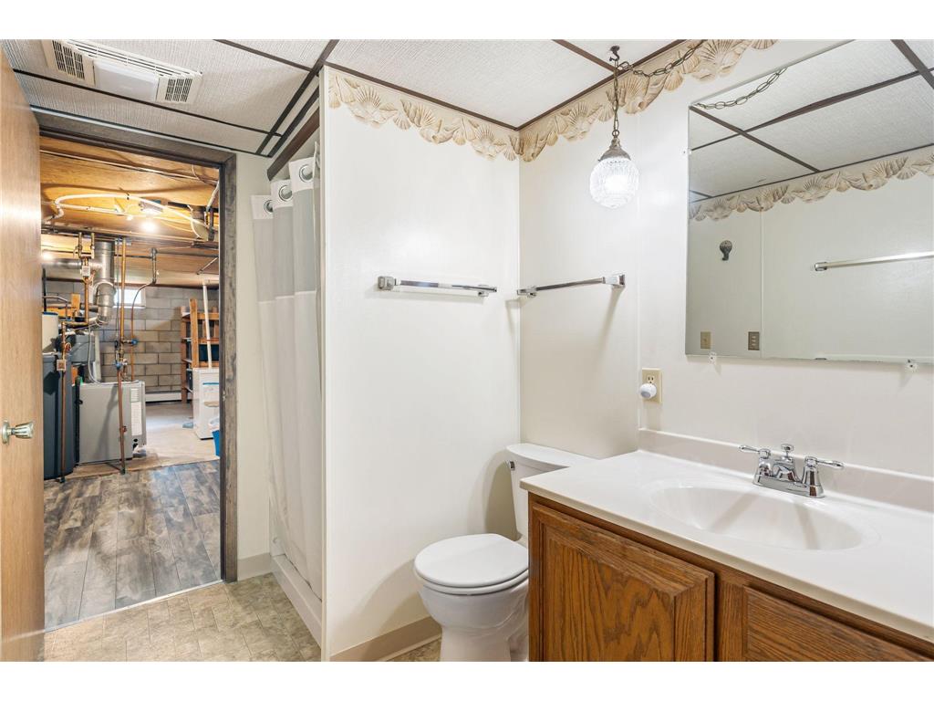 905 9th Avenue NW Waseca MN 56093 7064086 image31