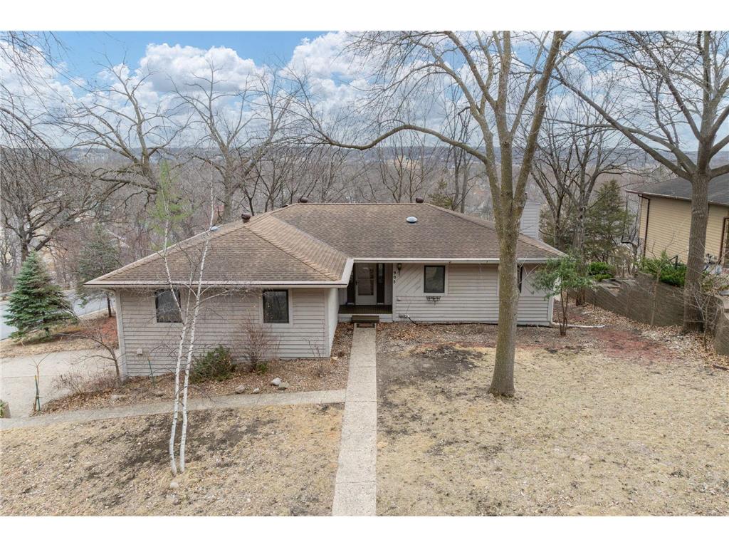 905 Belvista Drive North Mankato MN 56003 6692697 image1