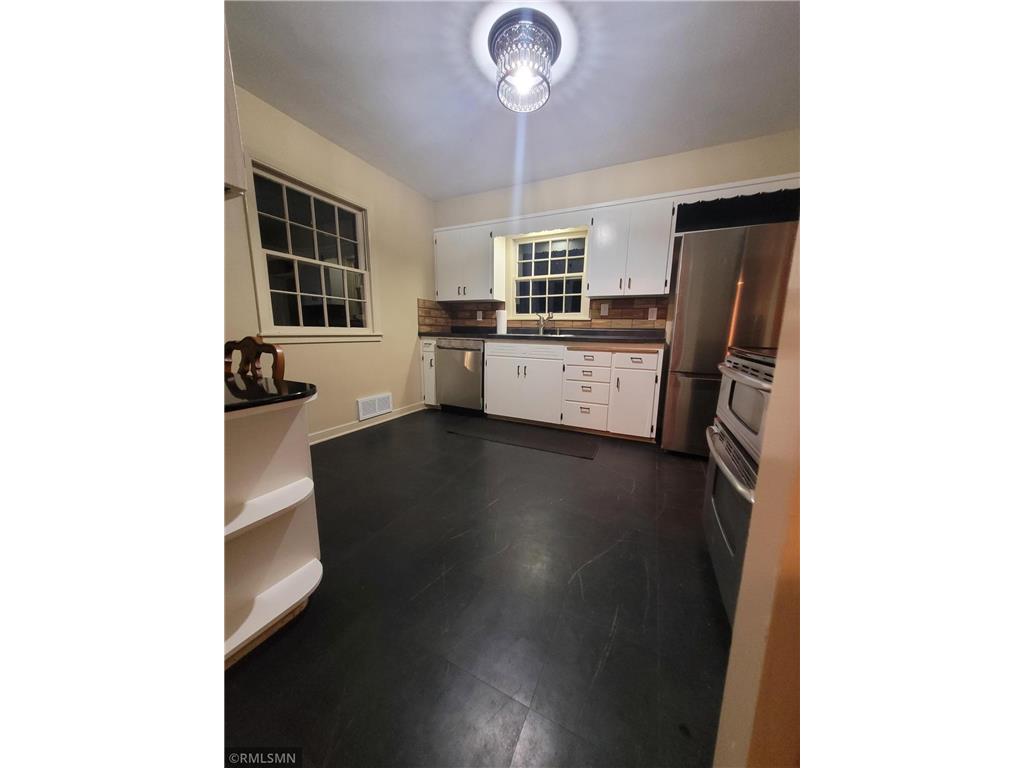 905 Carver Street N Winthrop MN 55396 6747682 image15