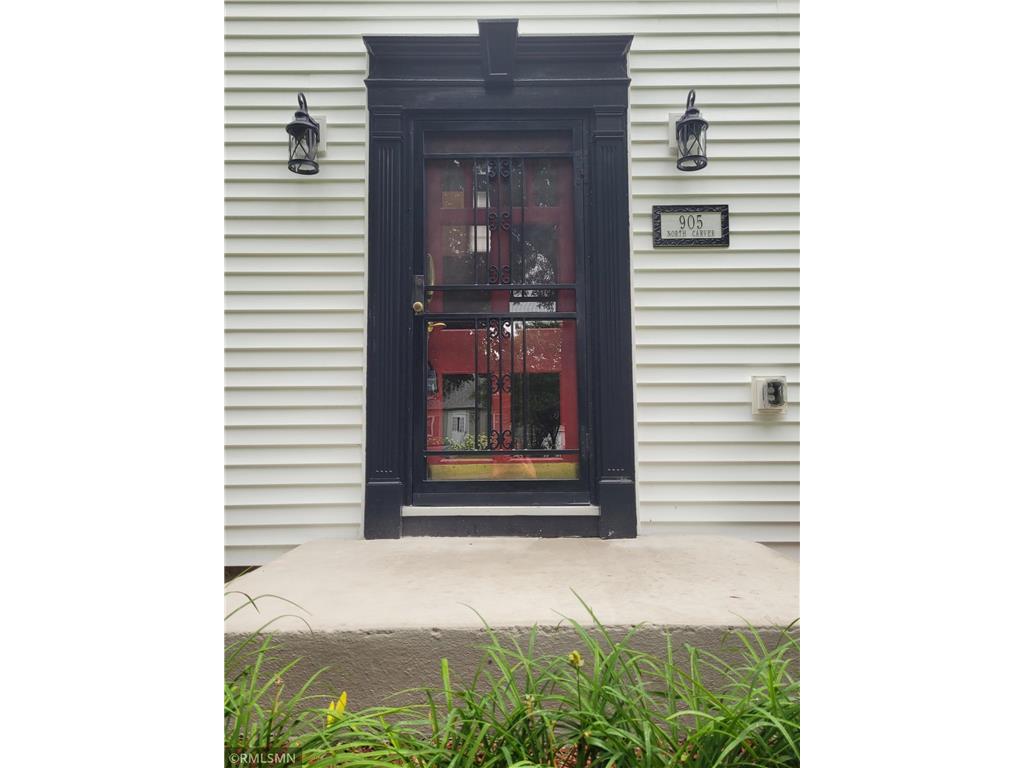 905 Carver Street N Winthrop MN 55396 6747682 image2