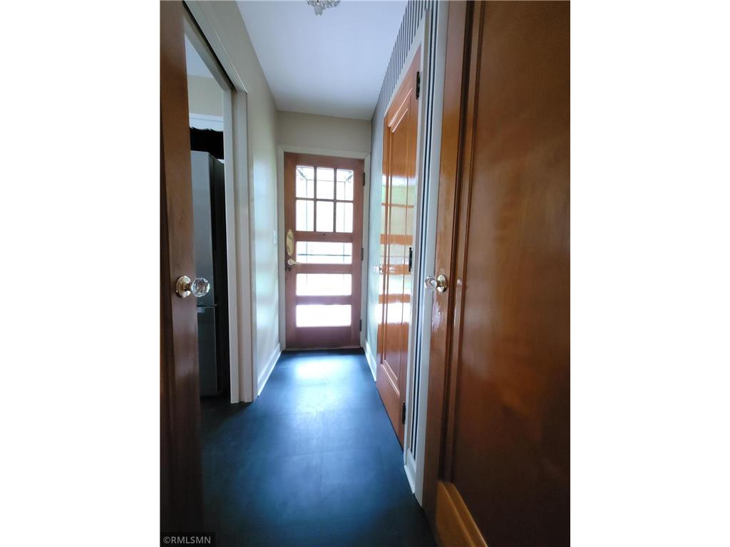 905 Carver Street N Winthrop MN 55396 6747682 image21