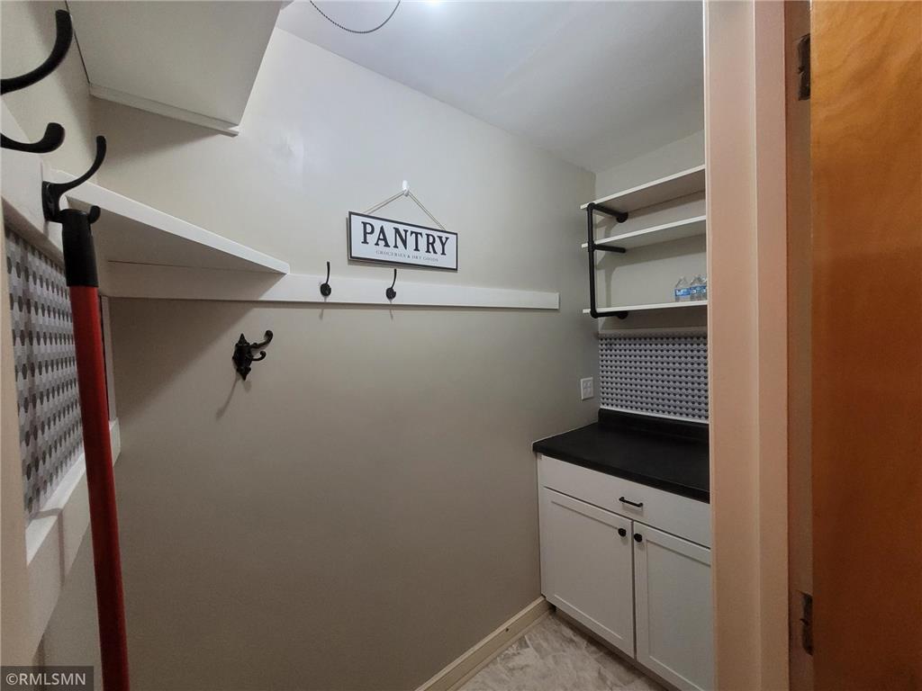 905 Carver Street N Winthrop MN 55396 6747682 image23