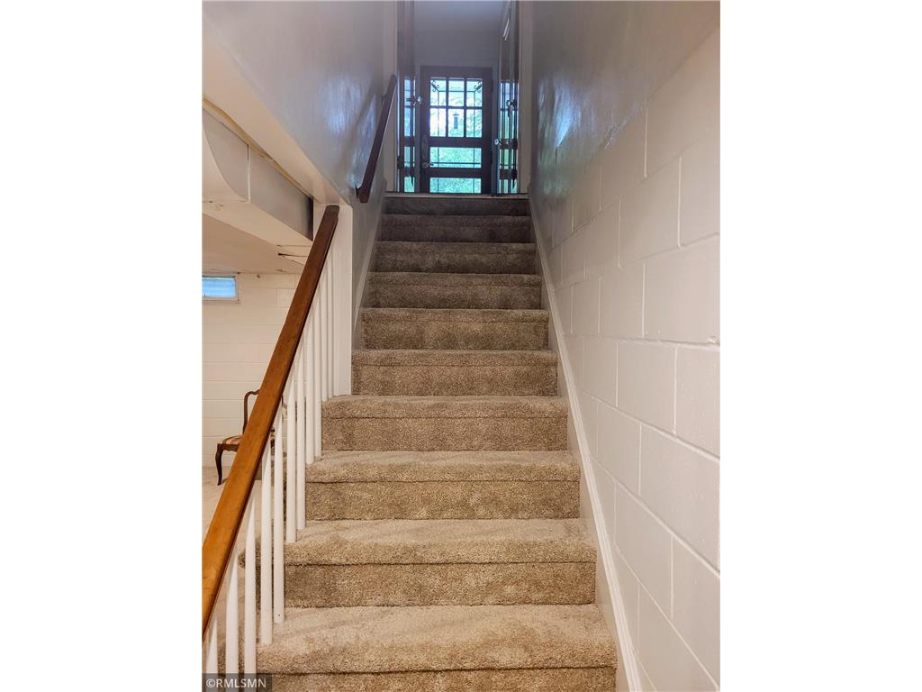 905 Carver Street N Winthrop MN 55396 6747682 image32