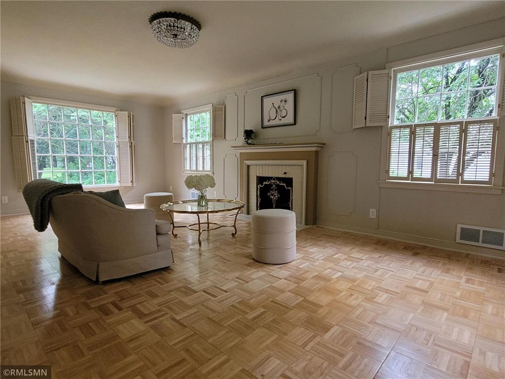 905 Carver Street N Winthrop MN 55396 6747682 image36