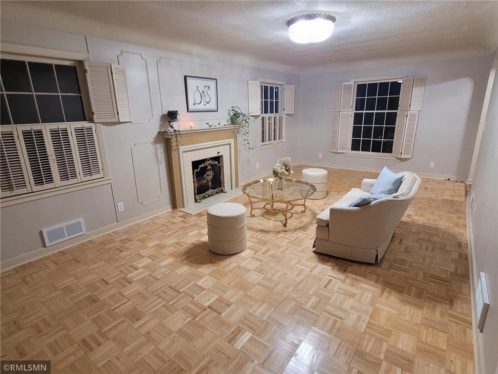 905 Carver Street N Winthrop MN 55396 6747682 image38