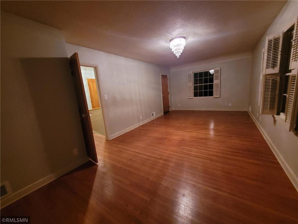 905 Carver Street N Winthrop MN 55396 6747682 image41