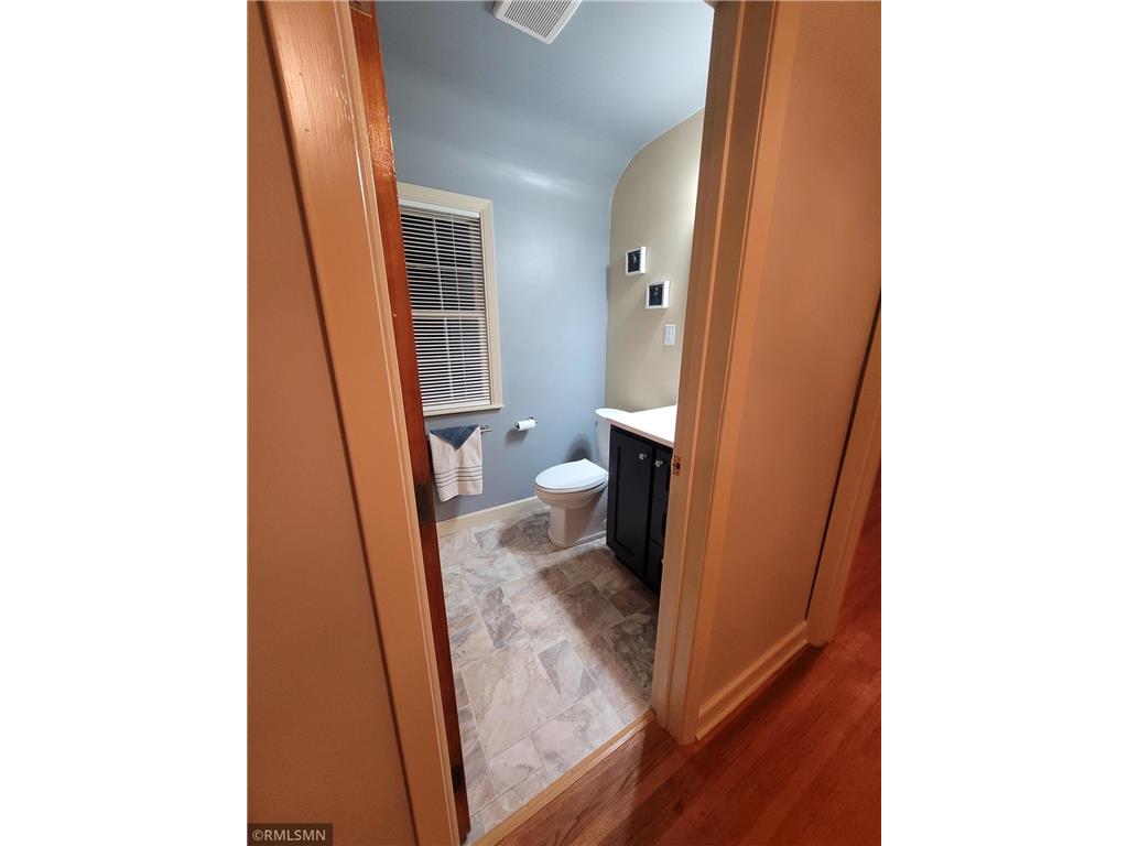 905 Carver Street N Winthrop MN 55396 6747682 image46