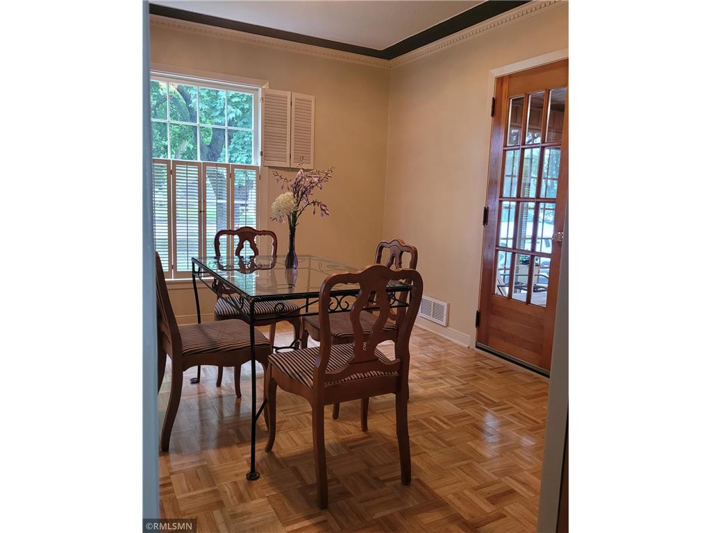 905 Carver Street N Winthrop MN 55396 6747682 image8