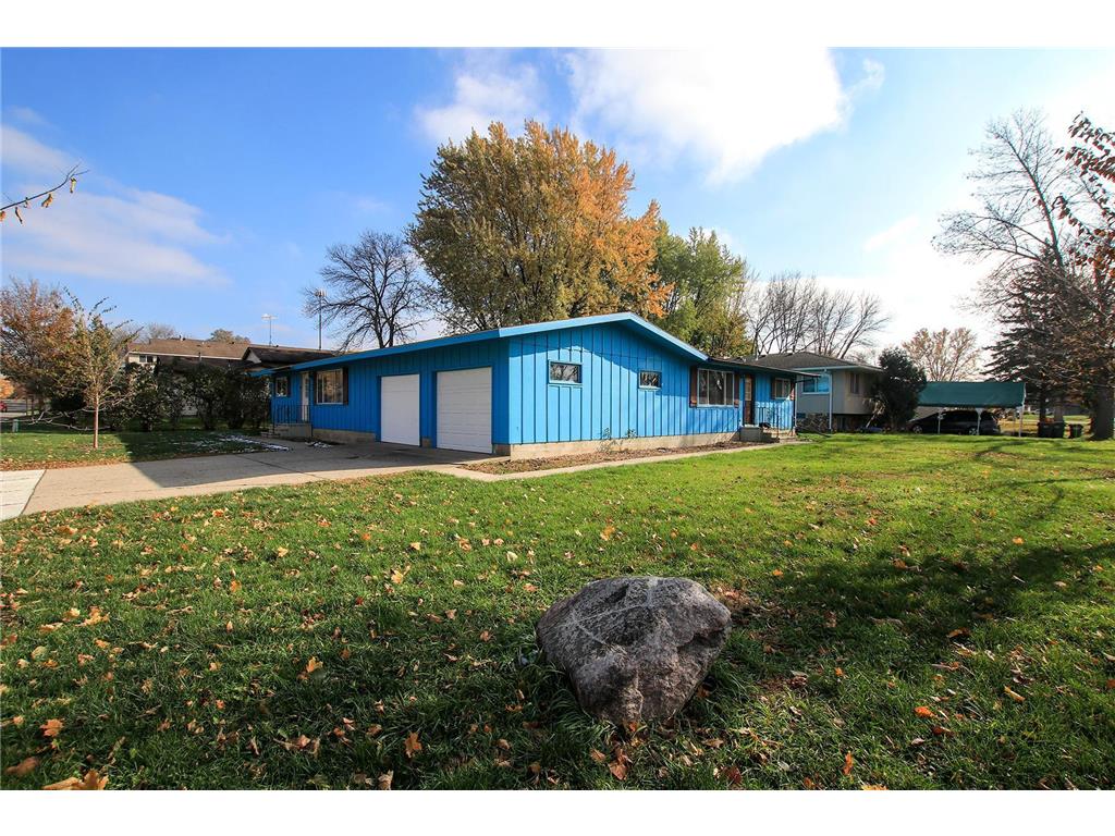 905 Church Street SW Hutchinson MN 55350 6456327 image1