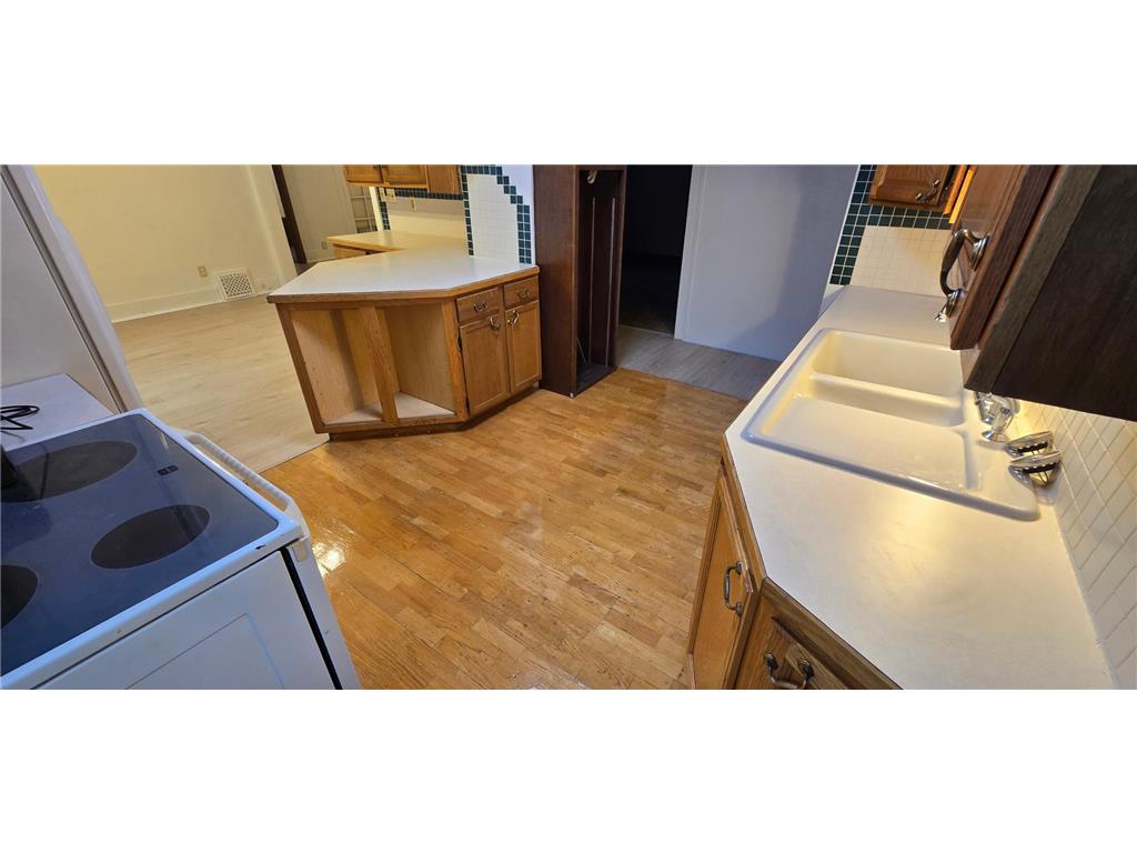 905 College Street N Fargo ND 58102 7110576 image21
