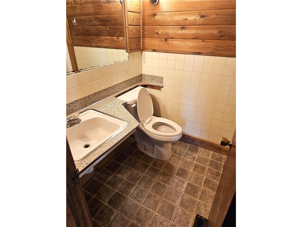 905 E 5th Street Blue Earth MN 56013 7015348 image28