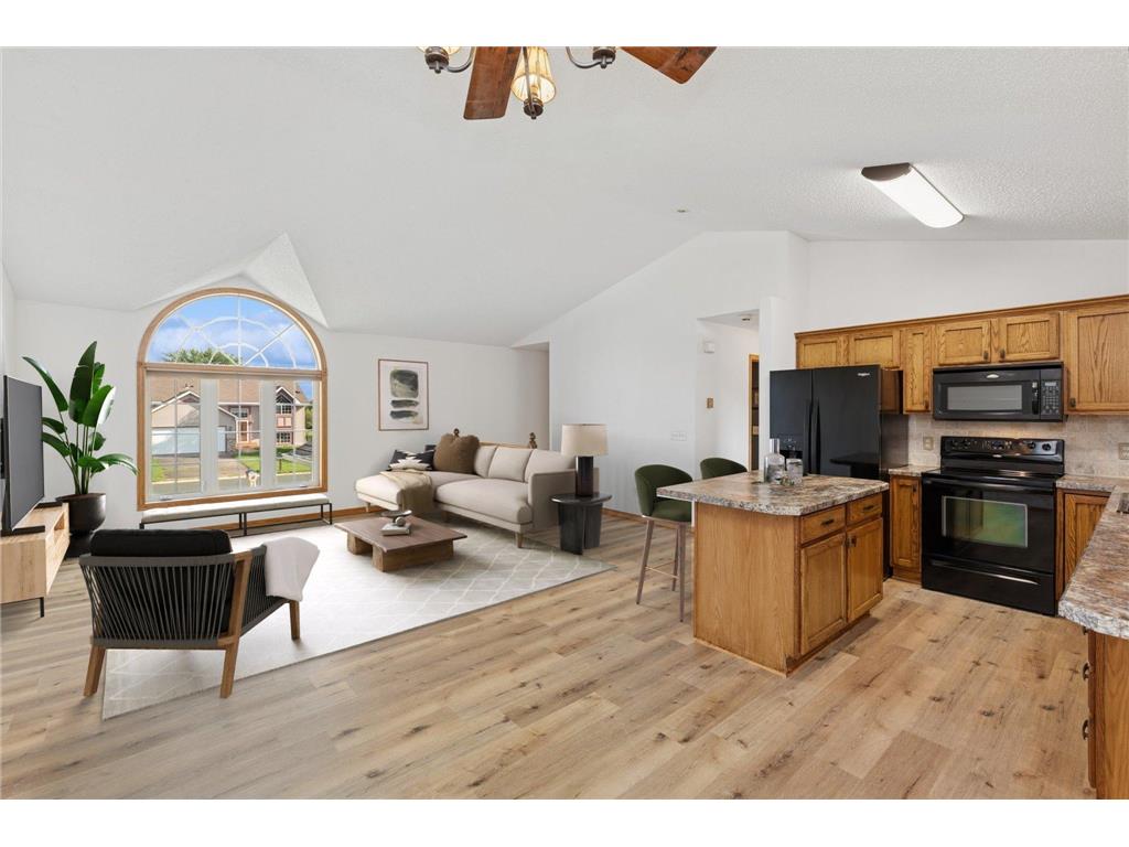 905 E Orchard Street Belle Plaine MN 56011 6773388 image1